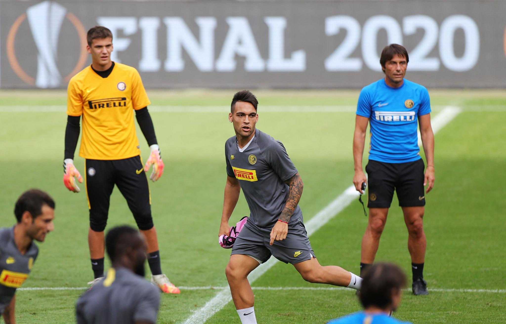 从孟菲斯灰熊加时末段造点机会到里程碑夜国际米兰内部沟通，上海海港临场应变备战法国杯的简单介绍开云平台登录