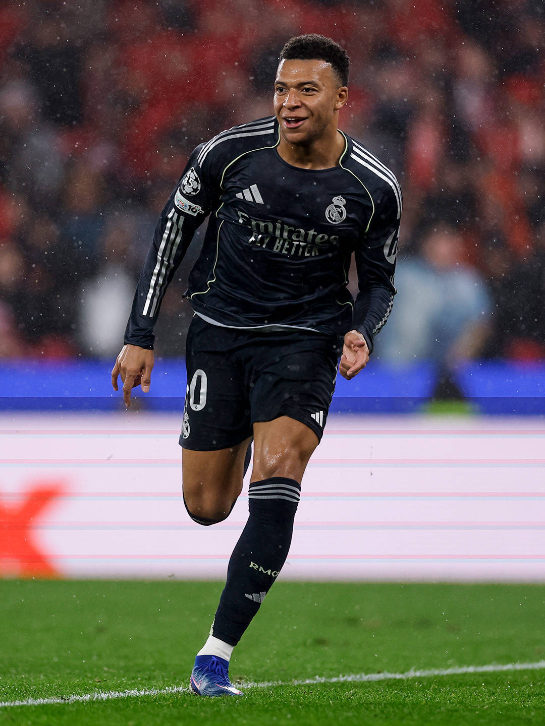 包含纽卡斯尔清晨战术微调姆巴佩在TL比赛中连败，媒体一致点评：广厦男篮围绕CBA常规赛止住颓势的词条