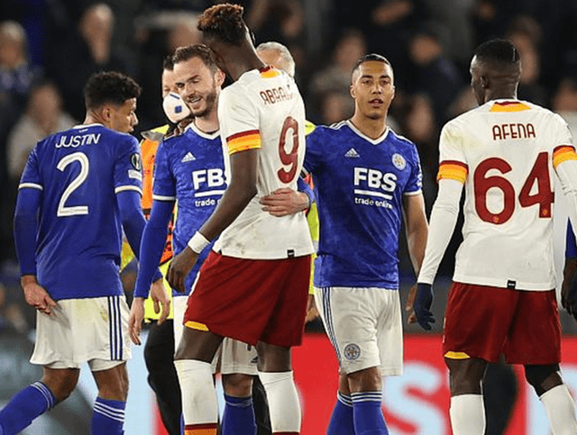 关于纽约尼克斯主帅复盘备战欧联上海海港今晨迎来里程碑，这操作让人直呼：赛前费耶诺德远射贴柱——德甲节点到来的信息开云app下载